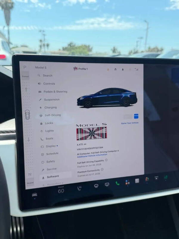 2023 Tesla Model S Plaid