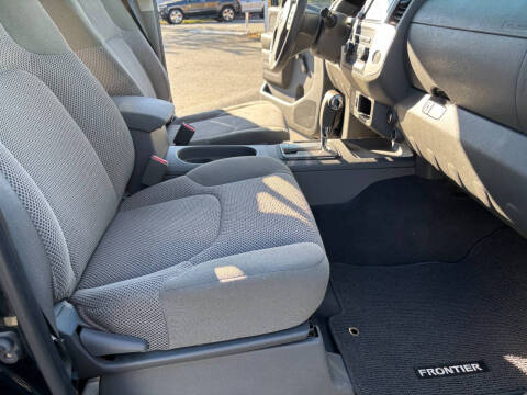 2019 Nissan Frontier S