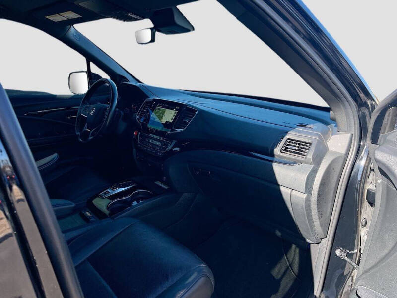 2022 Honda Pilot Black Edition