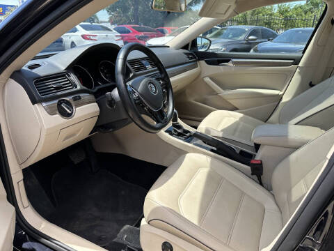 2018 Volkswagen Passat 2.0T SE