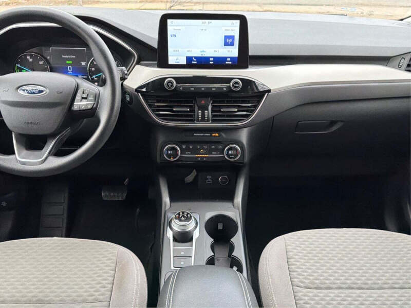 2021 Ford Escape Hybrid SE