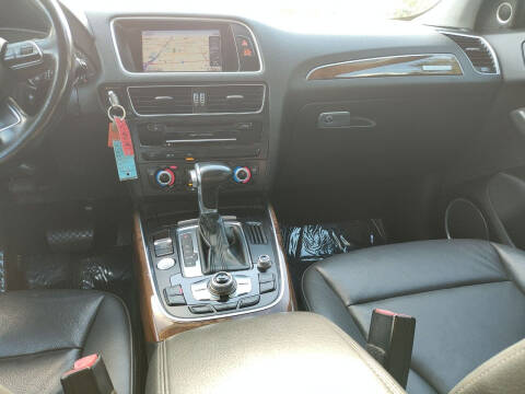 2017 Audi Q5 2.0T quattro Premium Plus