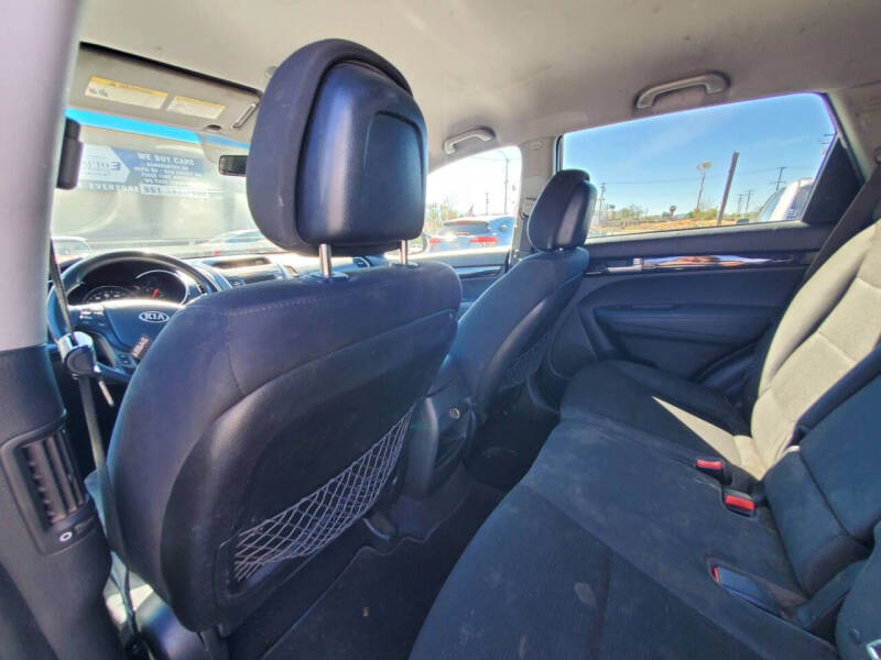 2015 Kia Sorento LX