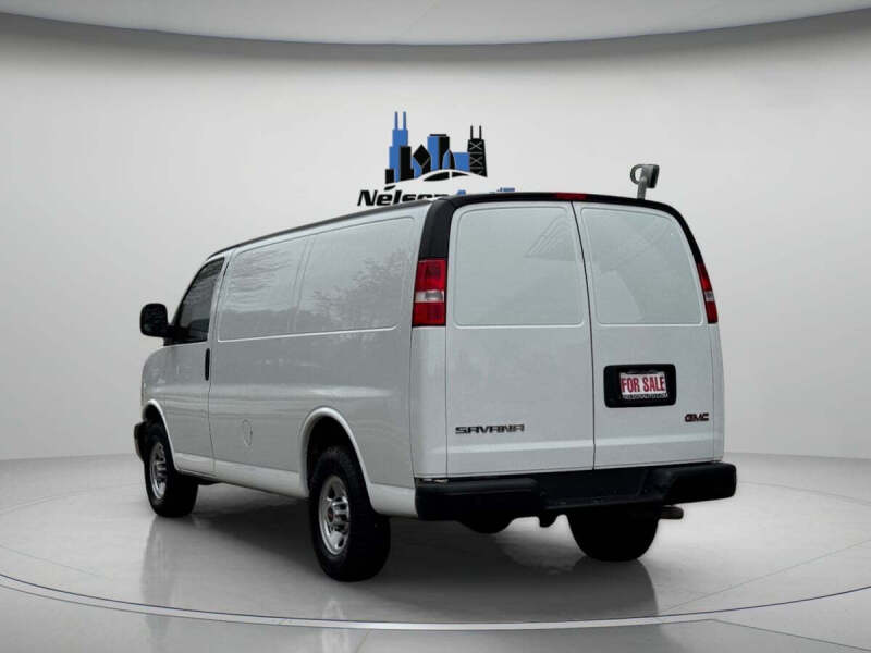2021 GMC Savana 2500