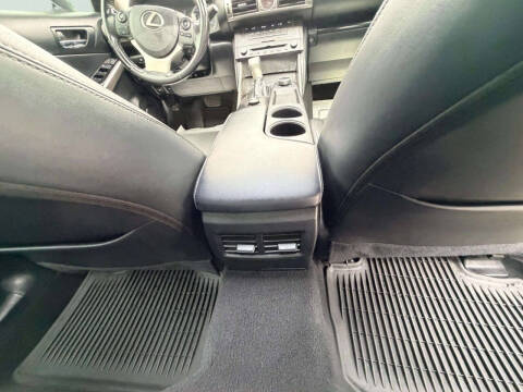 2016 Lexus IS 300