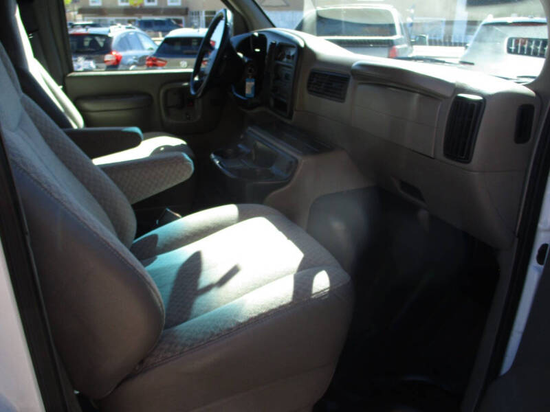 2001 Chevrolet Express G3500