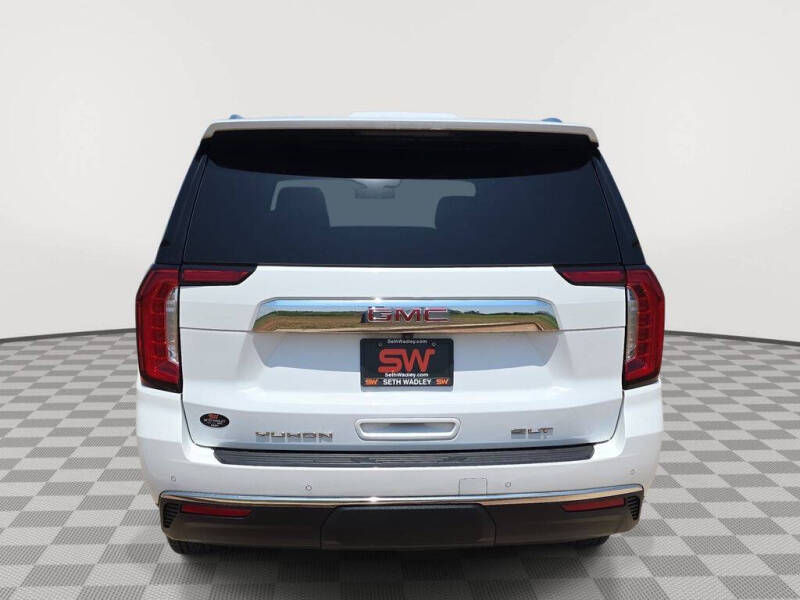 2022 GMC Yukon SLT