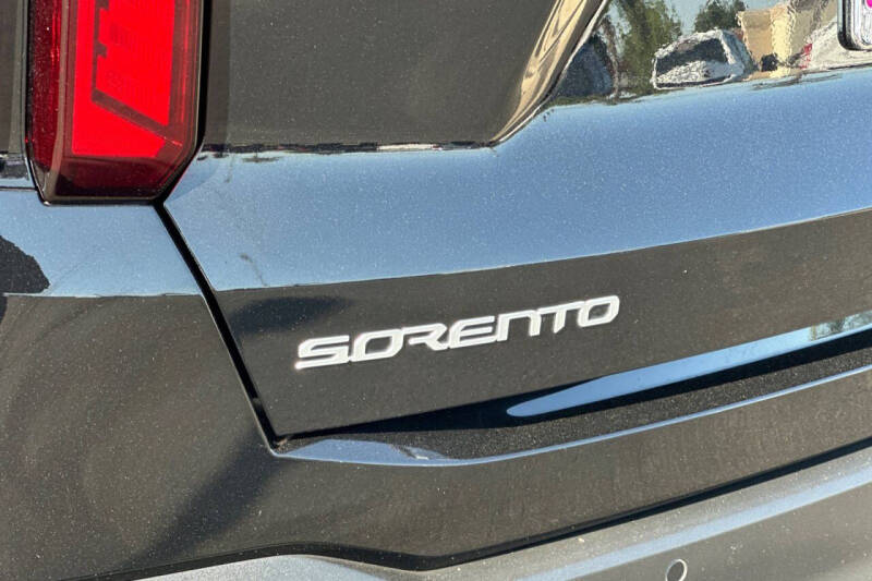2024 Kia Sorento S