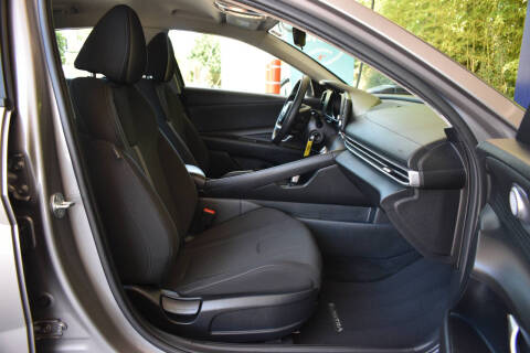 2023 Hyundai Elantra SE