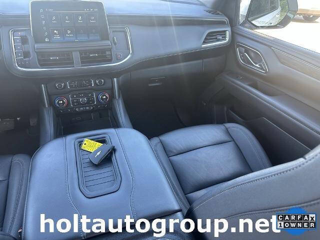 2023 Chevrolet Suburban LT