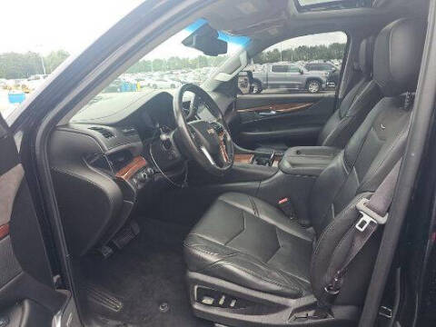2016 Cadillac Escalade Luxury Collection
