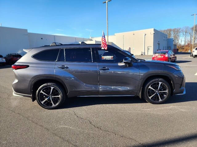 2022 Toyota Highlander XSE