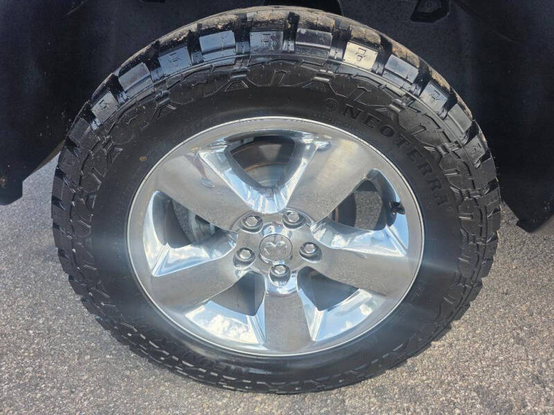 2016 RAM 1500 SLT