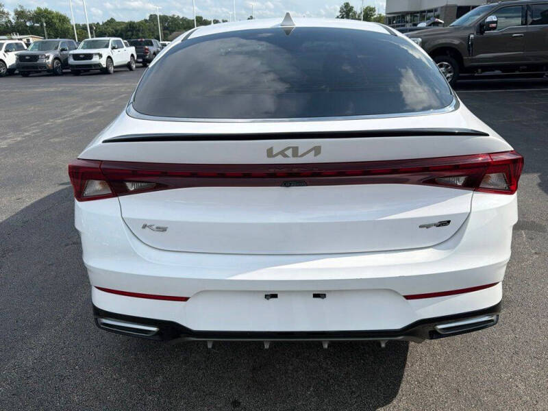 2022 Kia K5