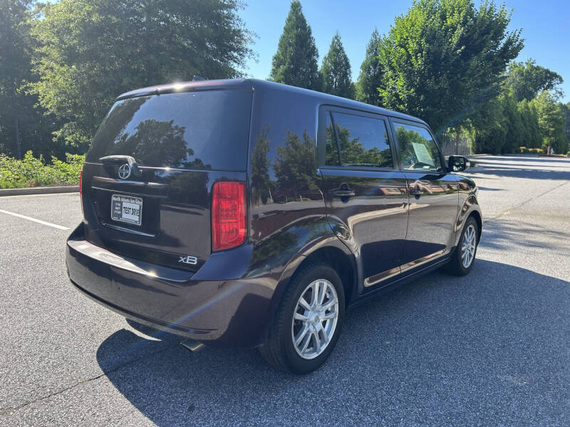 2009 Scion xB