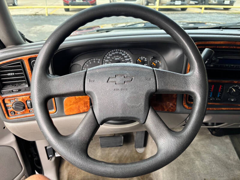 2004 Chevrolet Suburban 1500