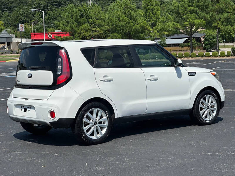 2019 Kia Soul +