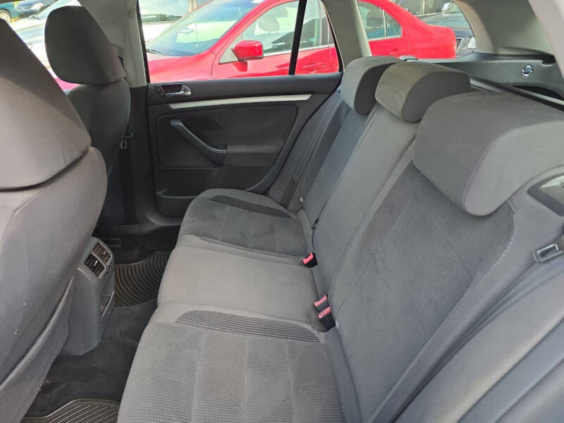 2009 Volkswagen Jetta SportWagen S