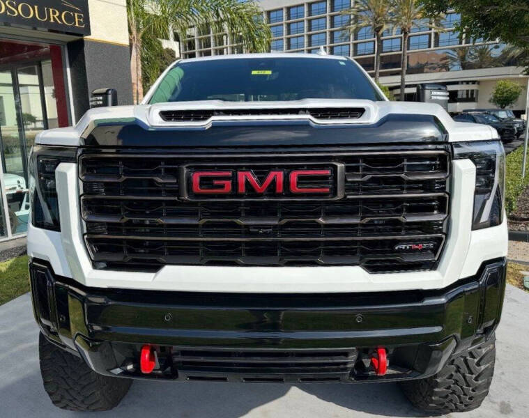 2025 GMC Sierra 2500HD AT4X