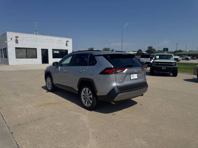 2025 Toyota RAV4 Limited