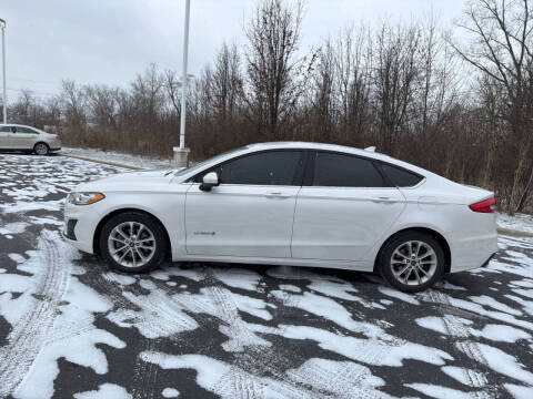 2019 Ford Fusion Hybrid SE