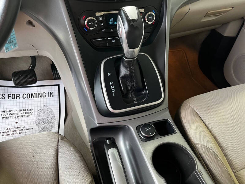 2015 Ford C-MAX Hybrid SE