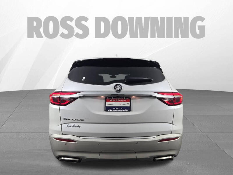 2021 Buick Enclave Essence