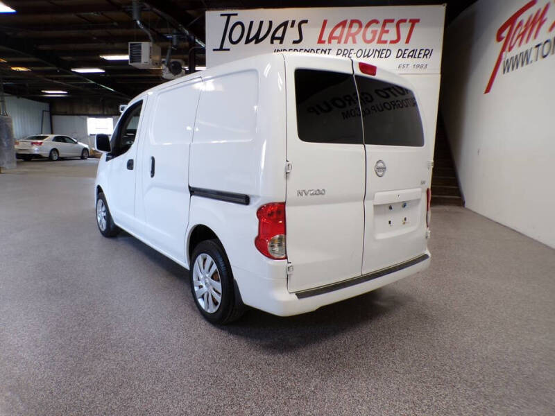 2017 Nissan NV200 SV