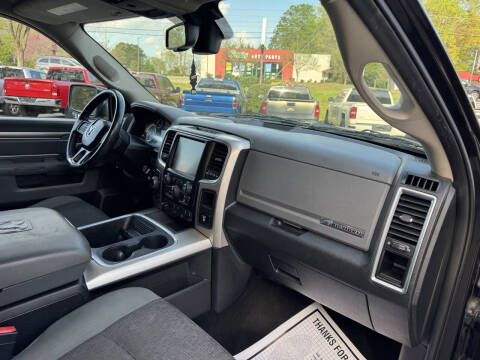 2016 RAM 1500 SLT
