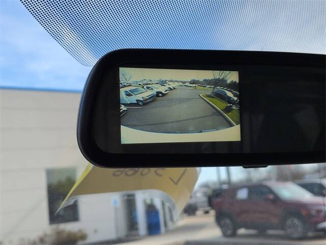 2025 Chevrolet Express 3500