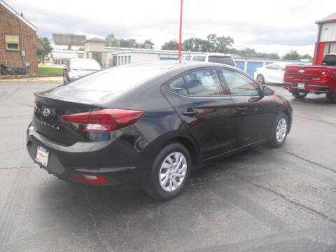 2019 Hyundai Elantra SE