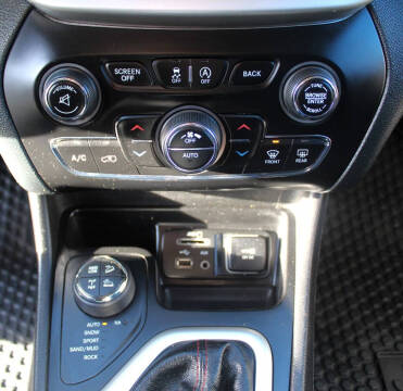 2017 Jeep Cherokee Trailhawk