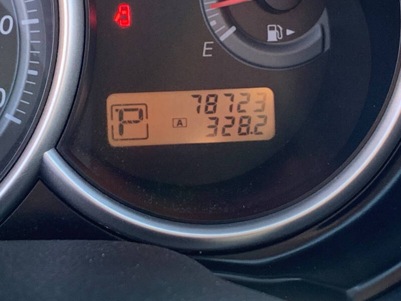 2011 Nissan Versa 1.8 S