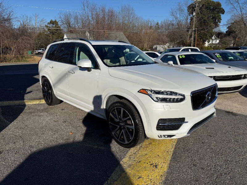 2019 Volvo XC90 T6 Momentum