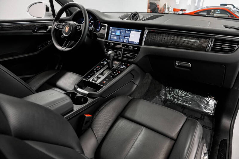 2022 Porsche Macan GTS