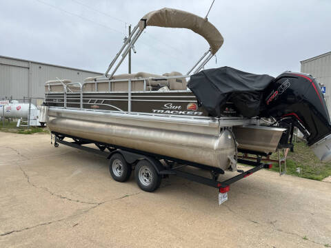 2023 Tracker Sport Fish 22 DLX