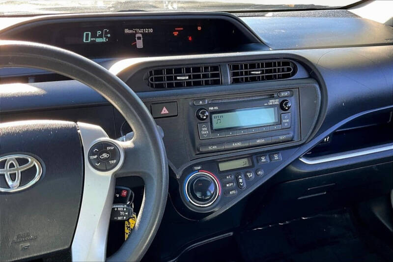 2014 Toyota Prius c One