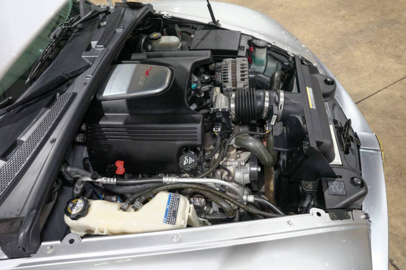 2004 Chevrolet SSR LS
