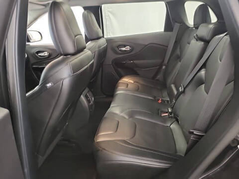 2022 Jeep Cherokee Latitude Lux