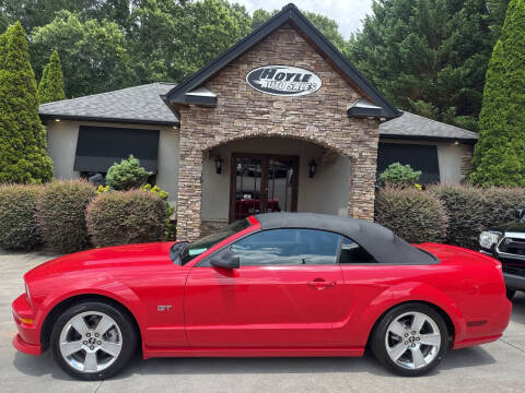 2006 Ford Mustang GT Deluxe