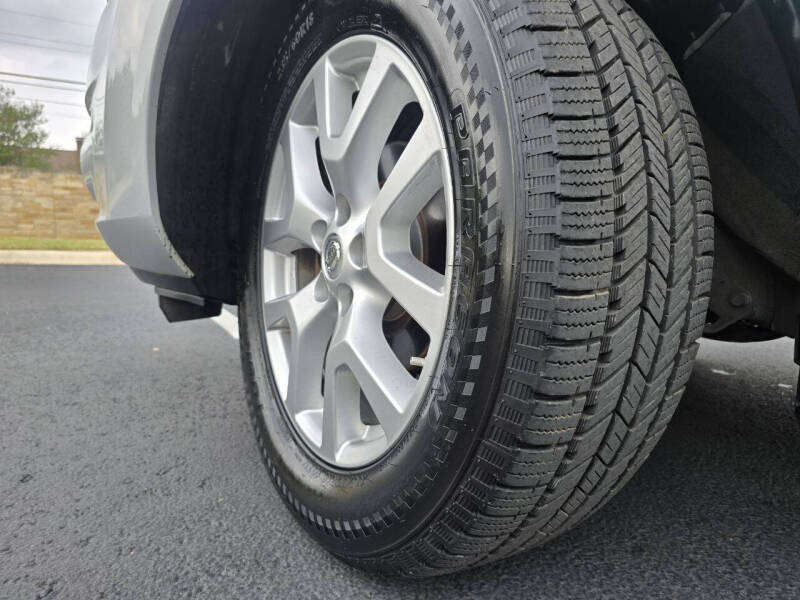 2013 Nissan Rogue SV w/SL Package