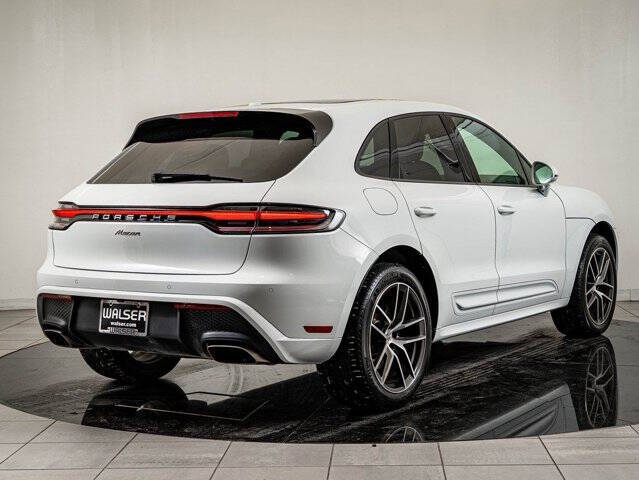 2025 Porsche Macan