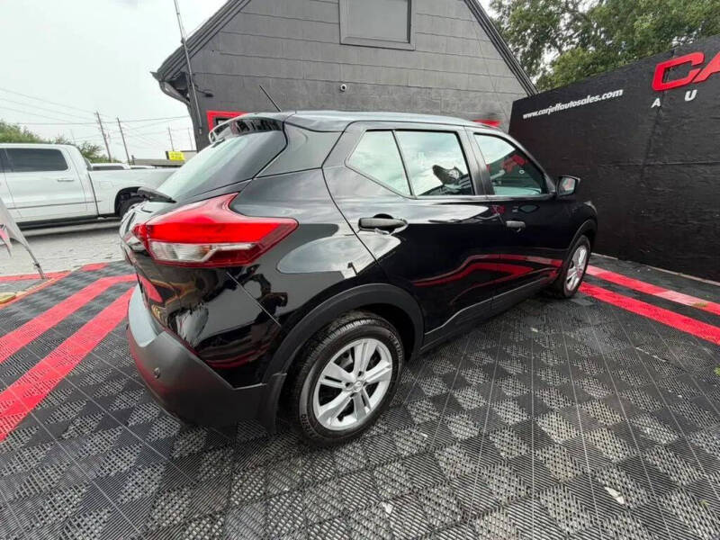 2020 Nissan Kicks S