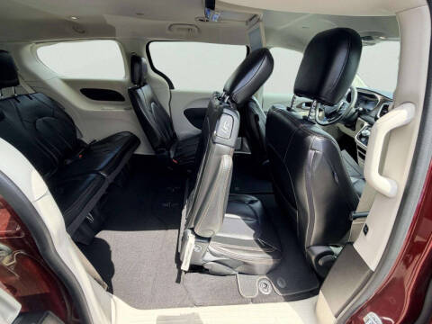 2017 Chrysler Pacifica Touring