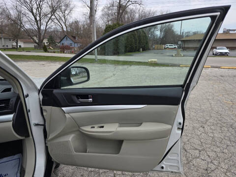 2011 Subaru Outback 2.5i