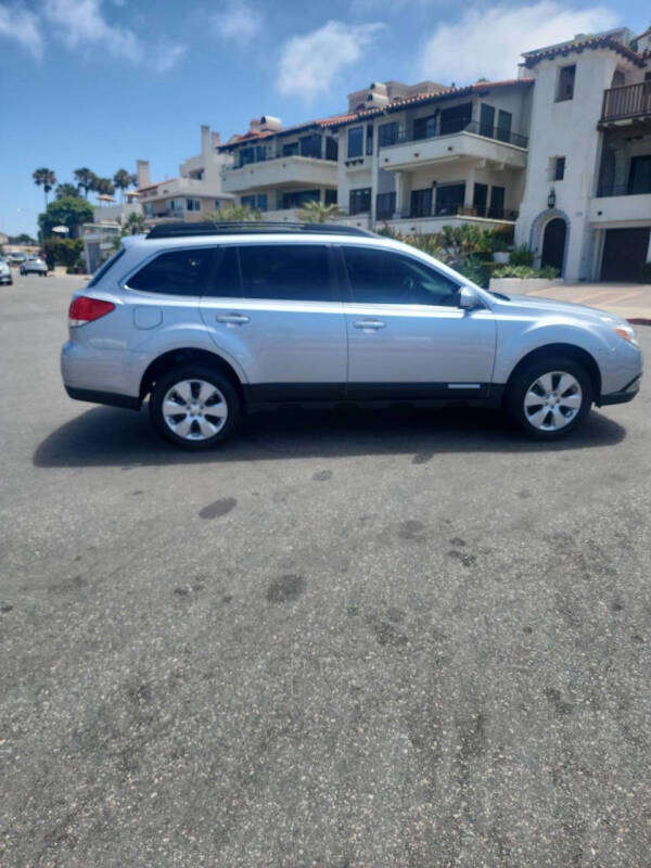 2012 Subaru Outback 2.5i Premium