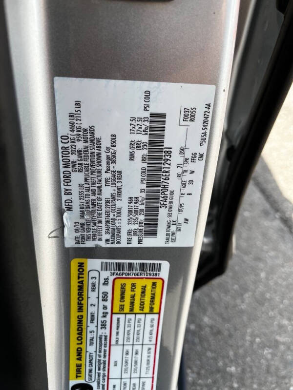 2014 Ford Fusion SE