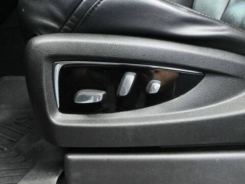 2017 Cadillac Escalade ESV Luxury