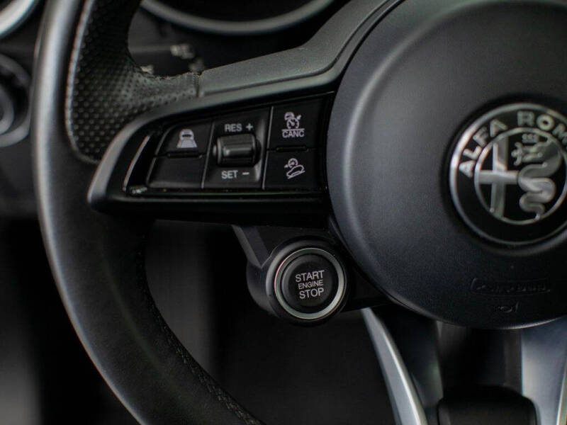 2022 Alfa Romeo Stelvio Ti