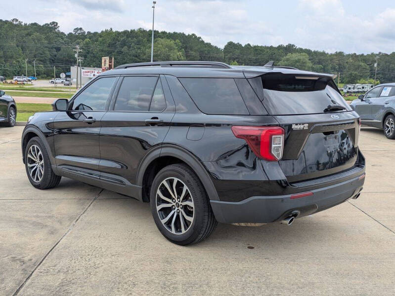 2022 Ford Explorer ST-Line